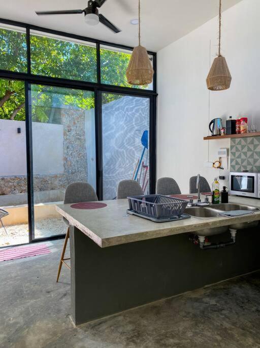 메리다 Modern Casa With Pool 7 Mins From Centro 5Min La Plancha Park 빌라 외부 사진