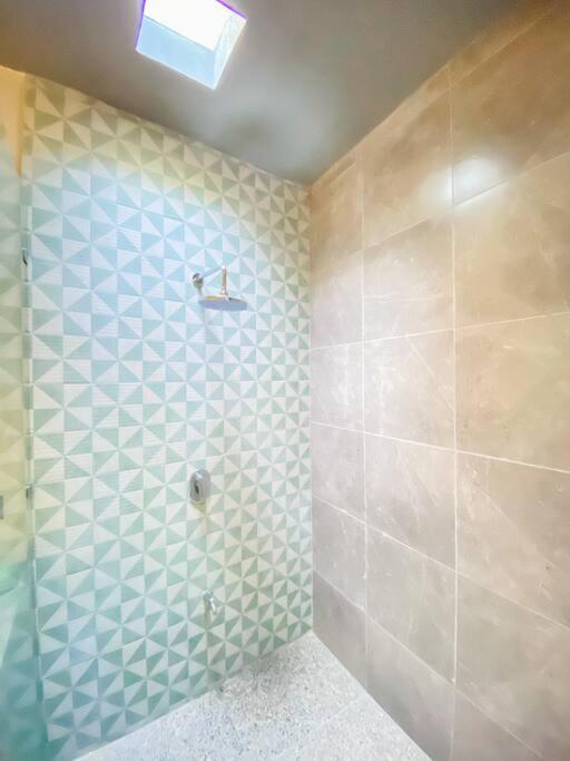 메리다 Modern Casa With Pool 7 Mins From Centro 5Min La Plancha Park 빌라 외부 사진